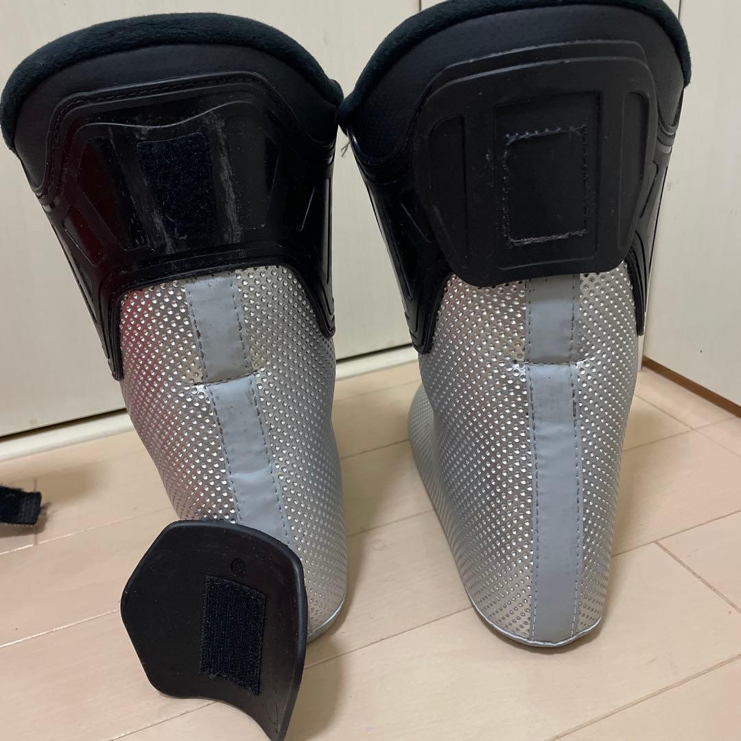 アトミックスキー ブーツ スキーブーツ　SIDASインソール付き