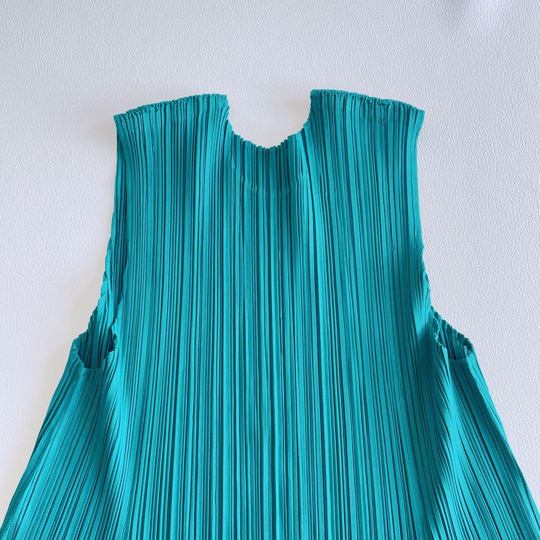 極美品✨近年✨プリーツプリーズ　トップス　チュニック　グリーン　サイズ3 緑