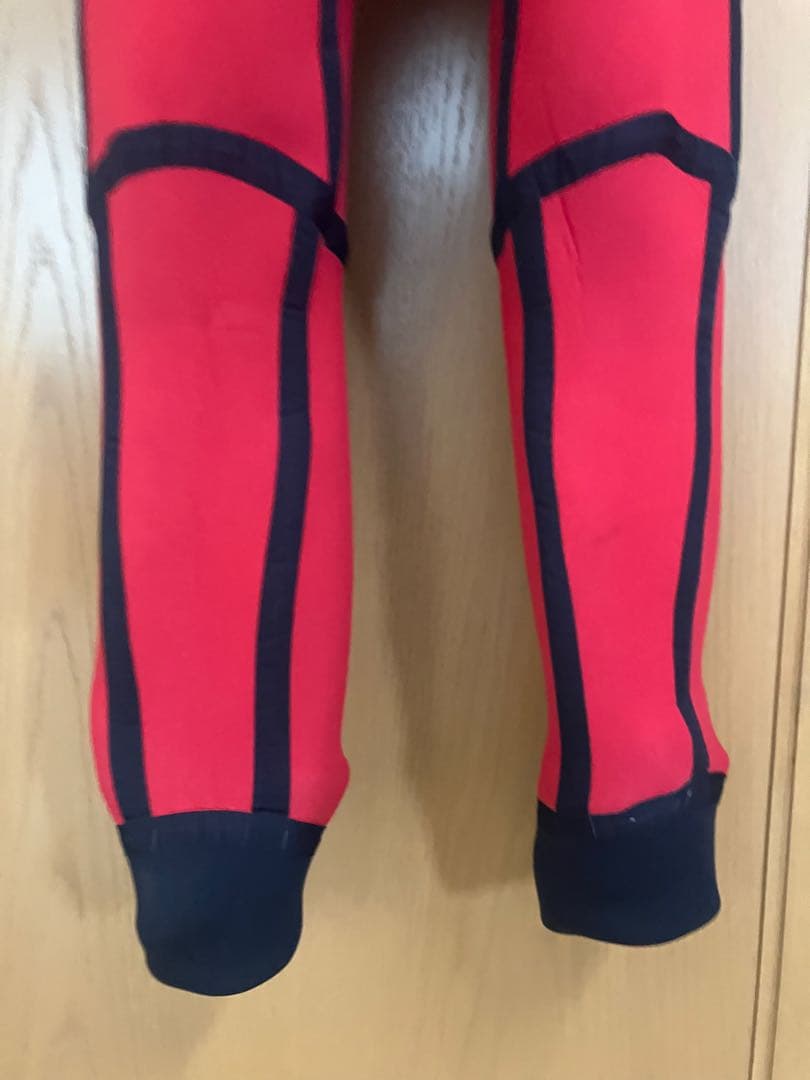 BE WET ウェットスーツ　ピーウェット　ドライスーツ　サーフィン