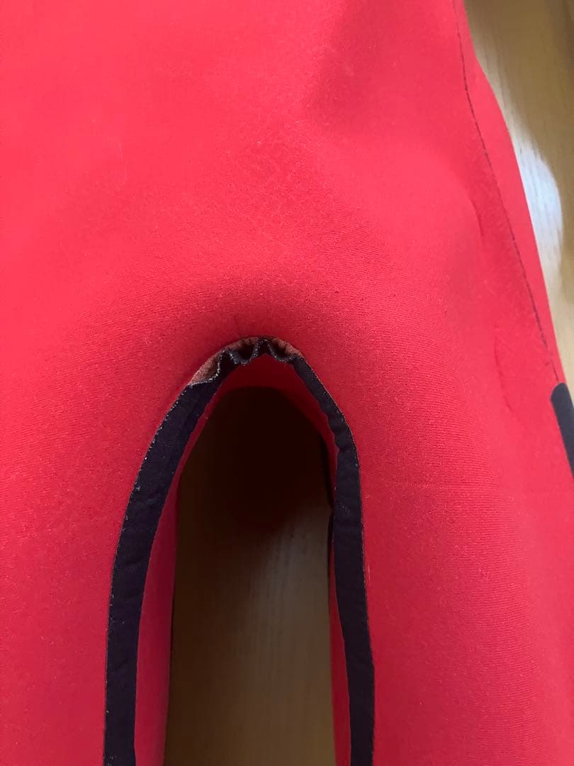 BE WET ウェットスーツ　ピーウェット　ドライスーツ　サーフィン