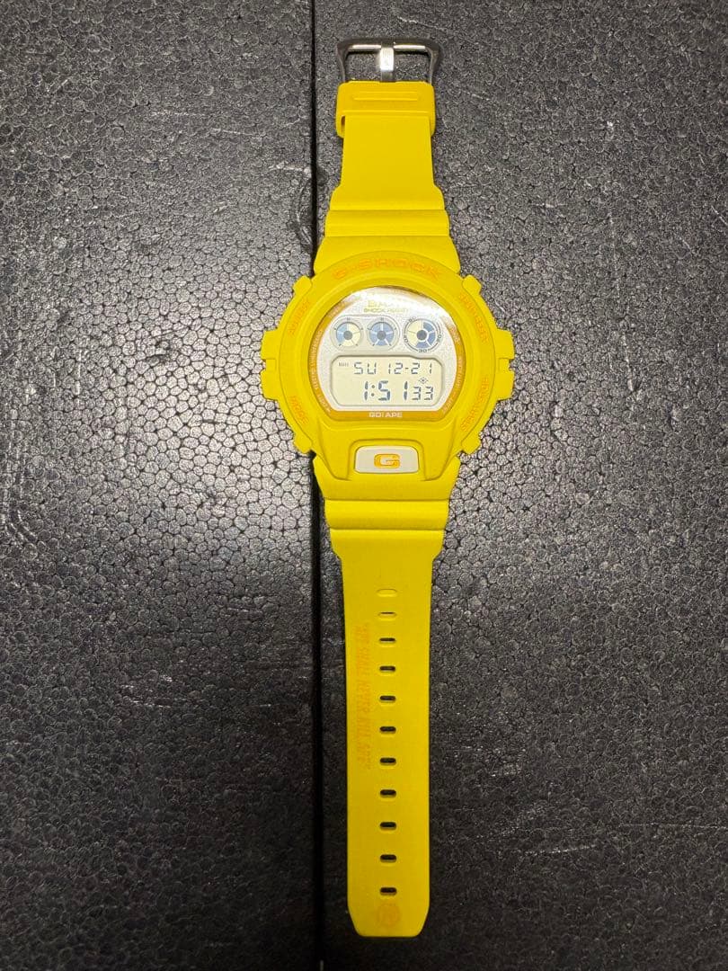 ジャンク品　bape G-Shock DW-6900 イエロー