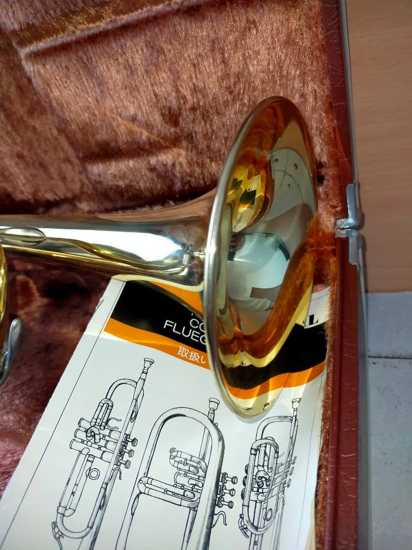 YAMAHA　ヤマハ　トランペット　ytr 235 　金色　ケース付　付属品あり