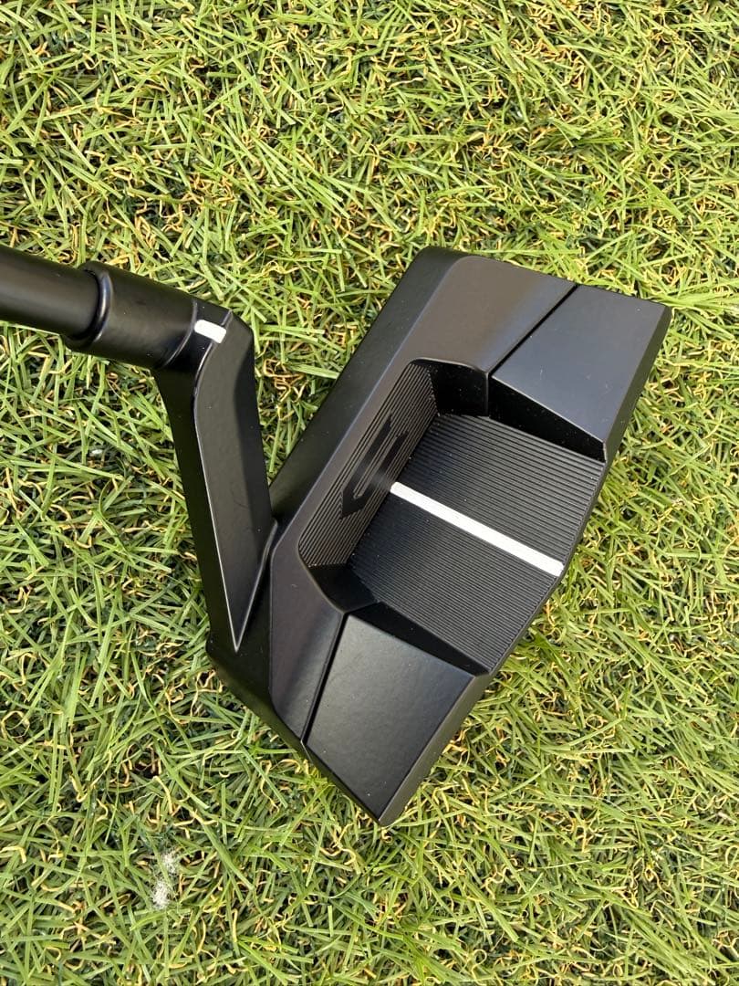 美品！クロスパットRED BLACK LABEL 34インチ 黒