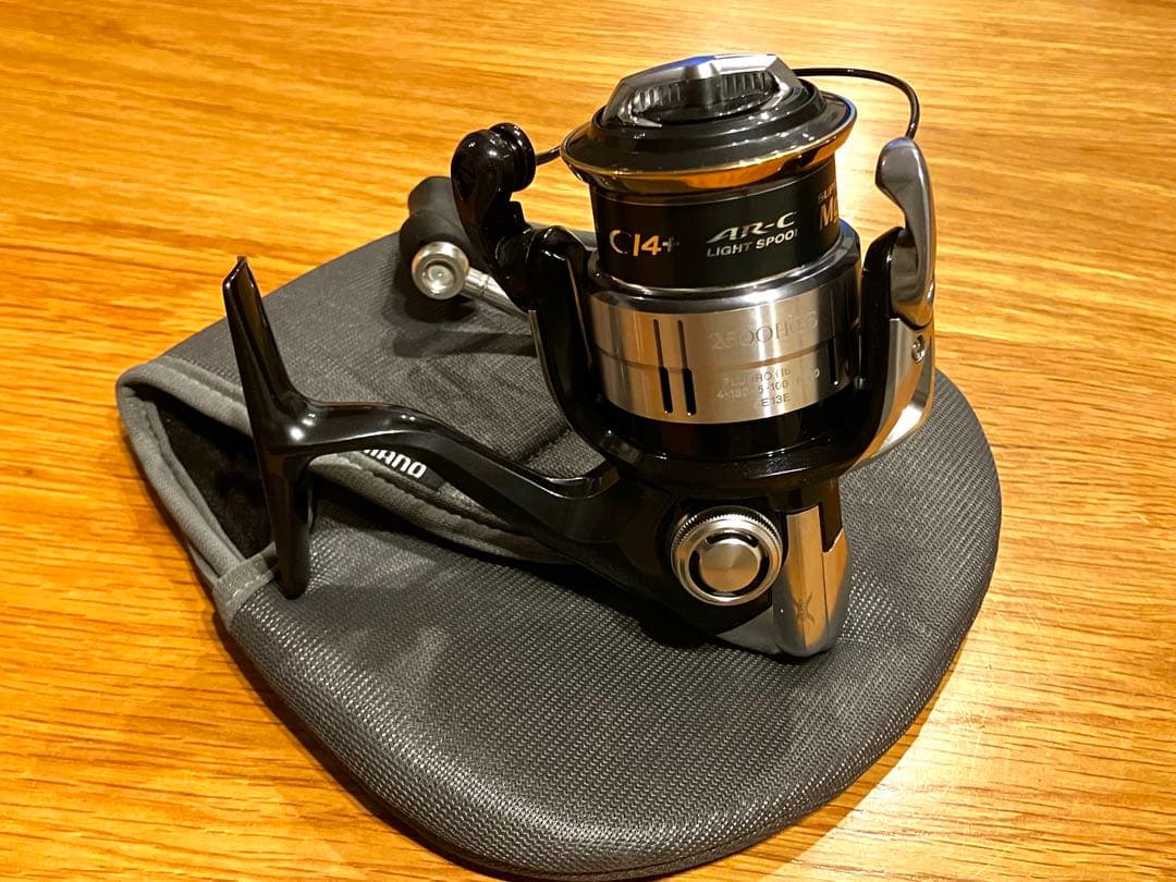 【美品/OH済み】シマノ 12ヴァンキッシュ2500HGS エギング等に