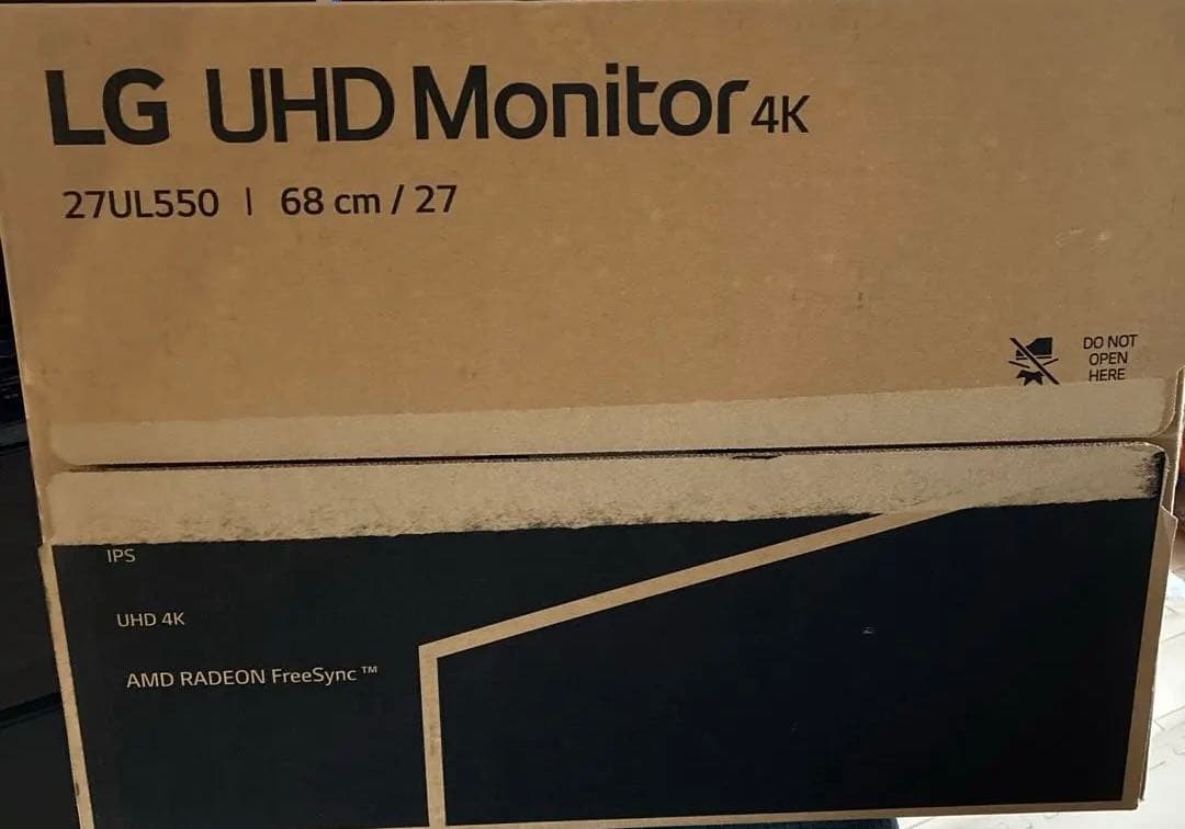 27インチ4K液晶モニター LG 27UL550-w