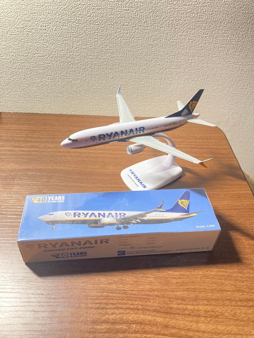 RYANAIR 航空機モデル 1/200