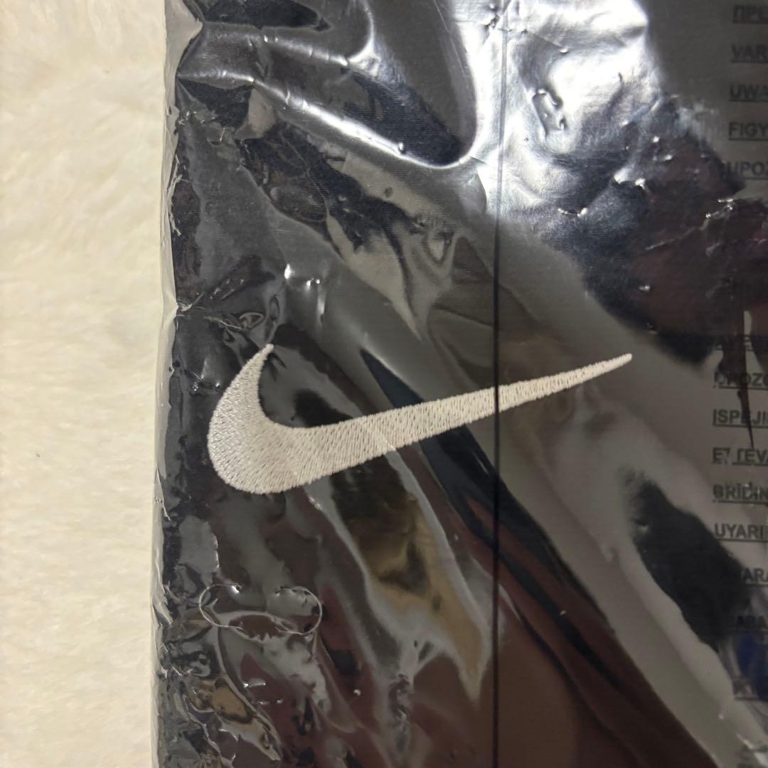 新品未使用タグ付 Nike サッカー ウィンドブレーカー 韓国 XL 黒