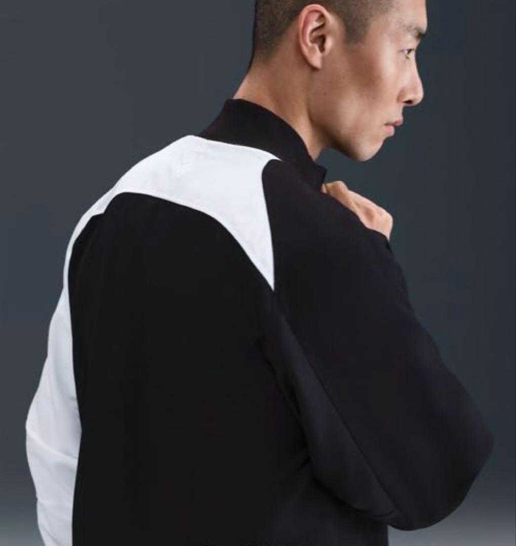 新品未使用タグ付 Nike サッカー ウィンドブレーカー 韓国 XL 黒