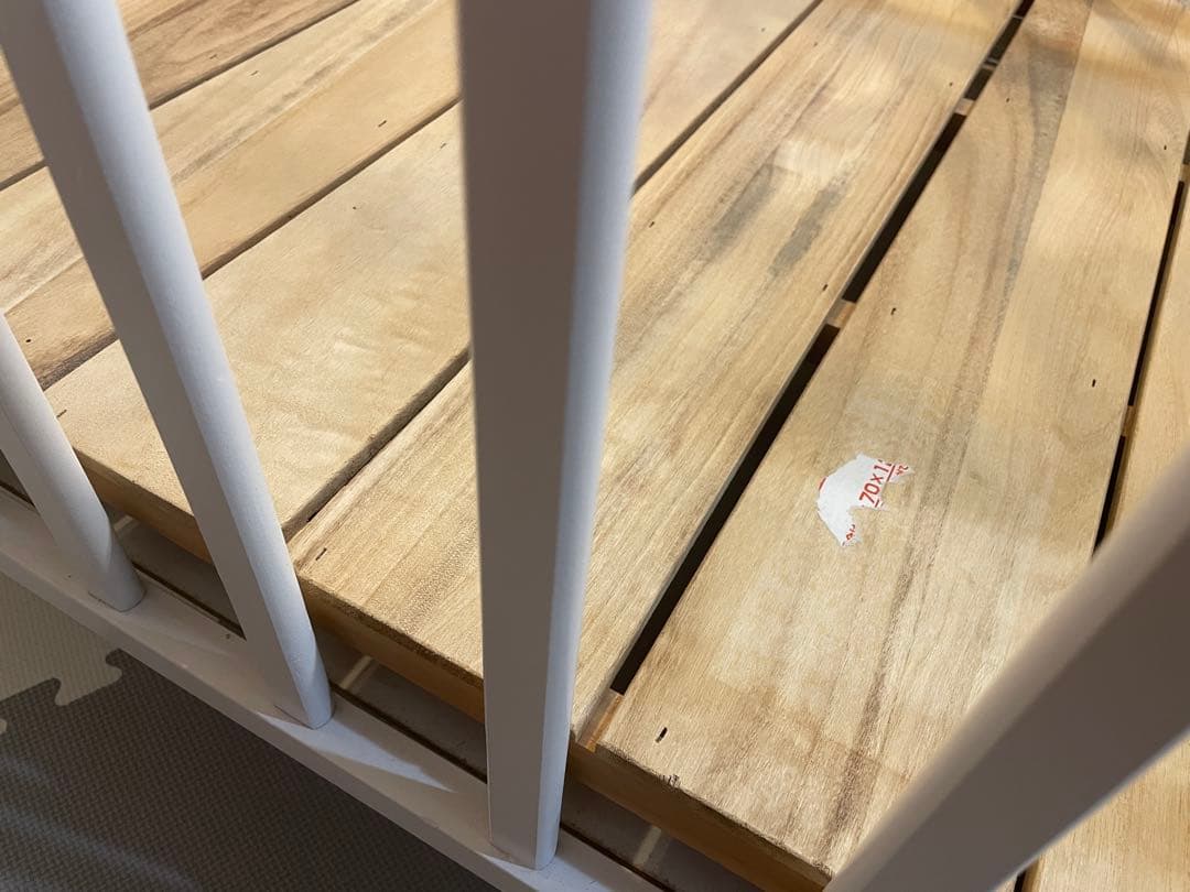 ホワイト 木製 ベビーベッド キャスター付き