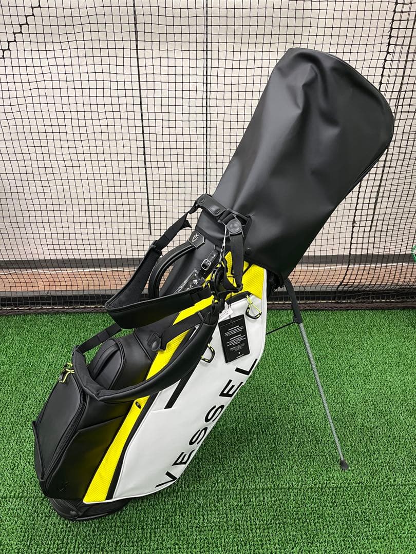 新品 ベゼル プレイヤー4.0 スタンドキャディバッグ