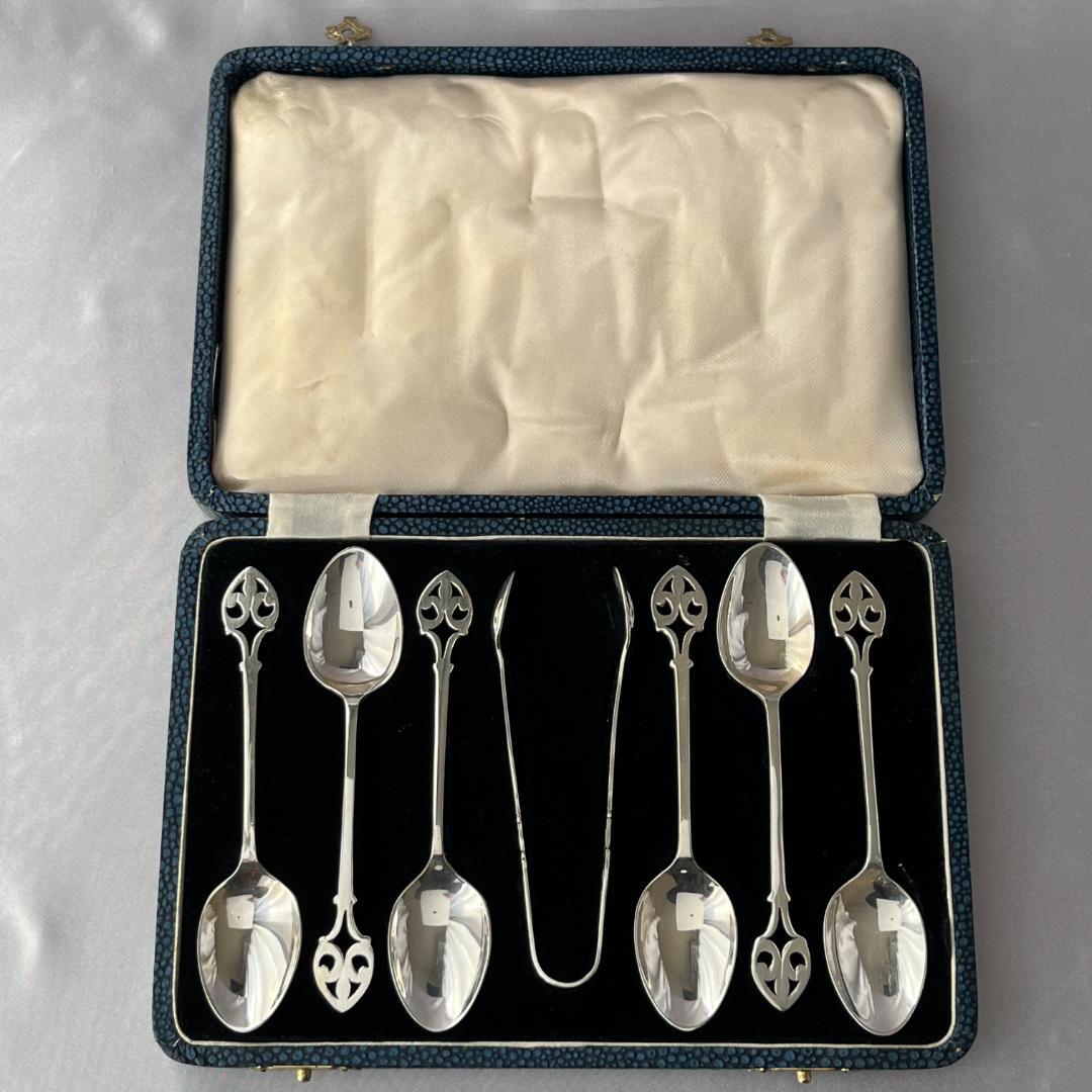 【英国】 透かしのティースプーン / シュガートング 6名用 ケース