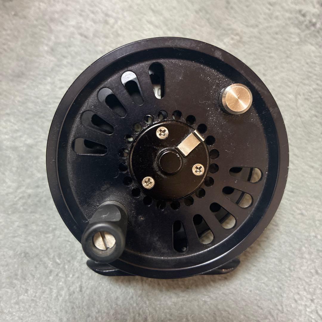 S*A様 Stratos フライリール USA製