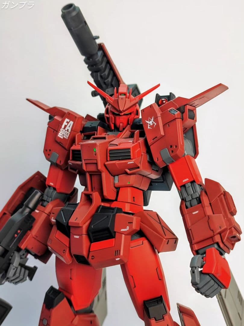 MGシャア専用フルアーマーガンダム ガンプラ完成品