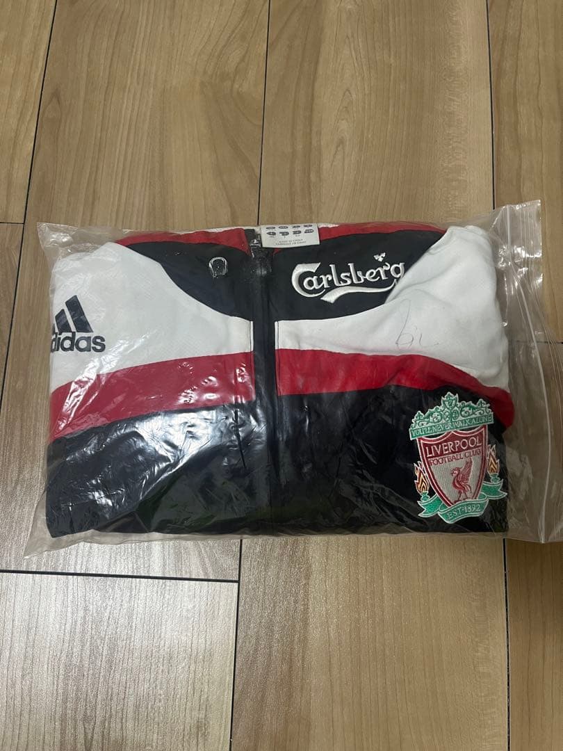 07/08リバプール adidas ビンテージウィンドブレーカー