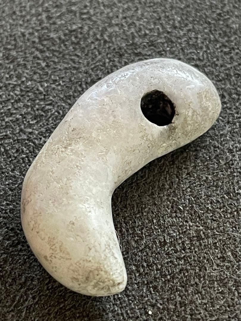 縄文～弥生時代　勾玉　翡翠　氷翡翠　出土品