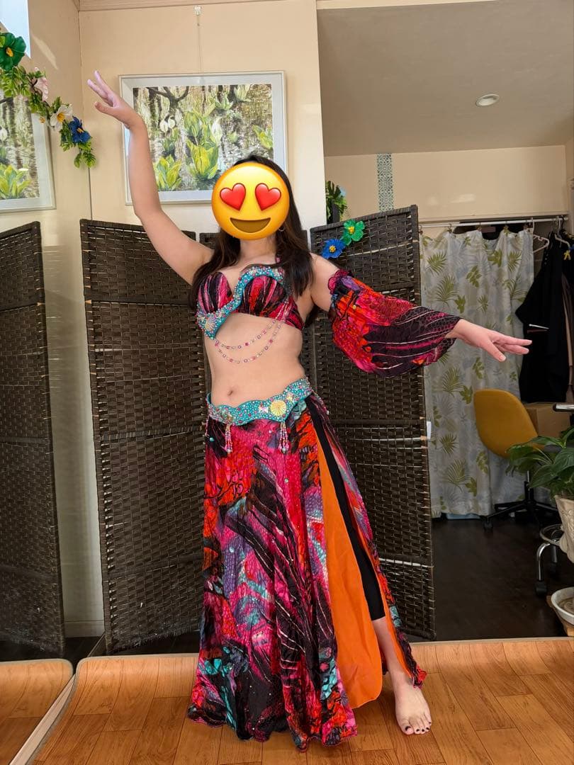 【Magic／一部ほつれあり・他美品】ベリーダンス衣装 ブラ＆スカート