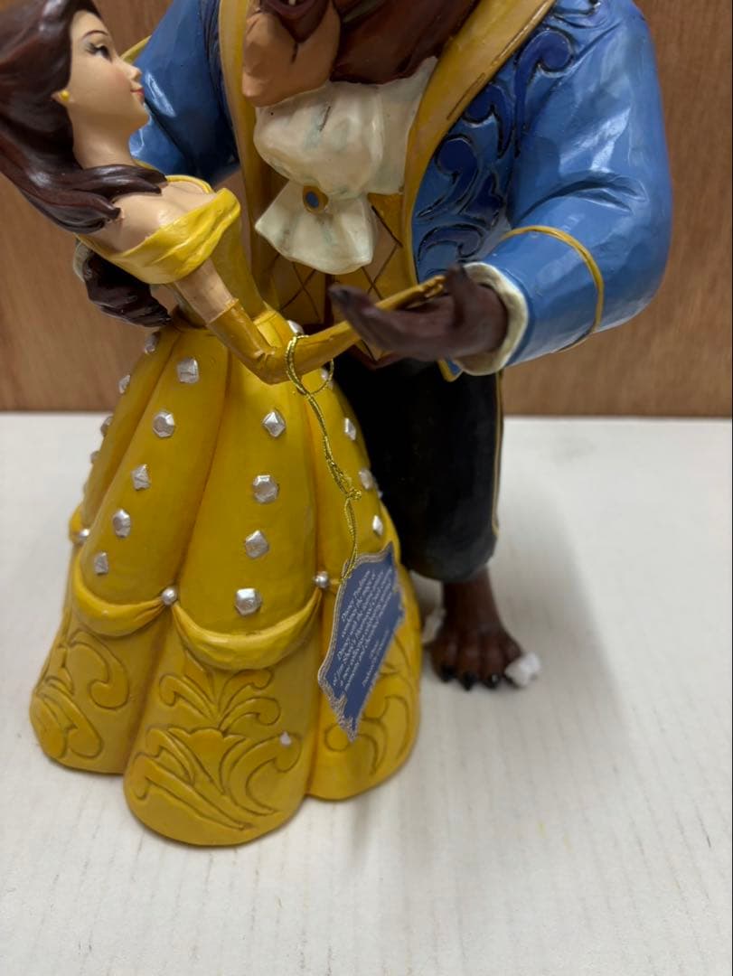 ディズニーショーケース 美女と野獣 大きなフィギュア