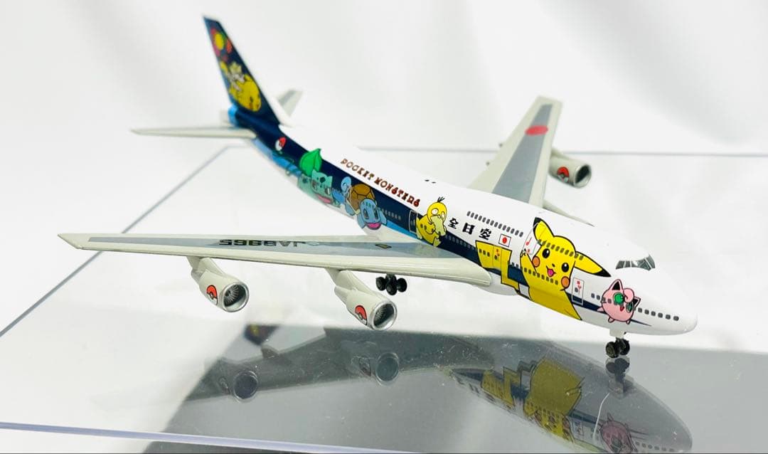 全日空商事 1/400 ANA ポケモンジェット　ダイキャストモデルプレーン
