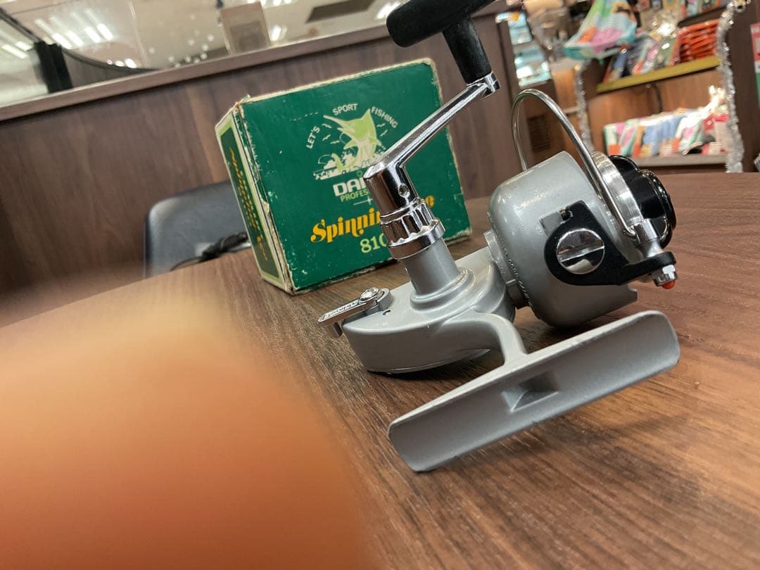 リール Daiwa 8100A