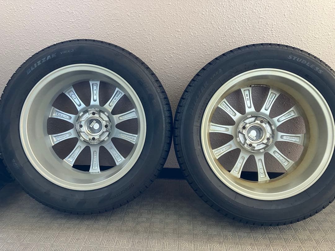16インチ スタッドレスタイヤ セット　日産用ボルト付き　　引き取り限定