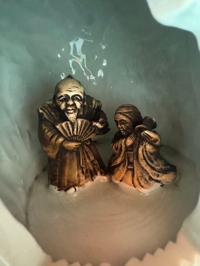 1675  希少　平戸焼　大花瓶 大壺　陰刻 人物浮彫　時代物