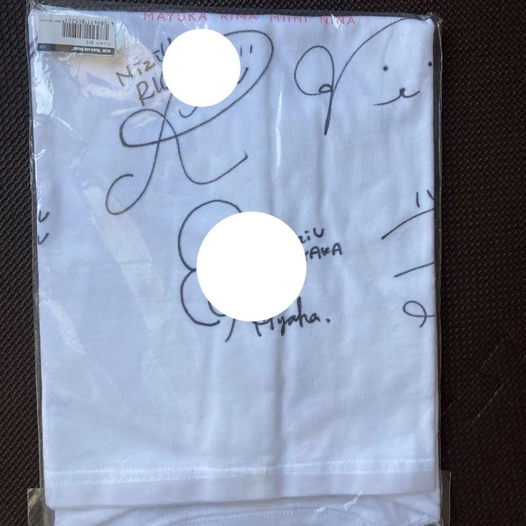 【NIZIU】メンバー直筆サイン入りNIZIU Tシャツ