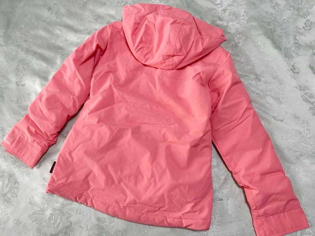 新品　バートン　キッズスノーボード上下セットとグローブとニット帽の4点セット