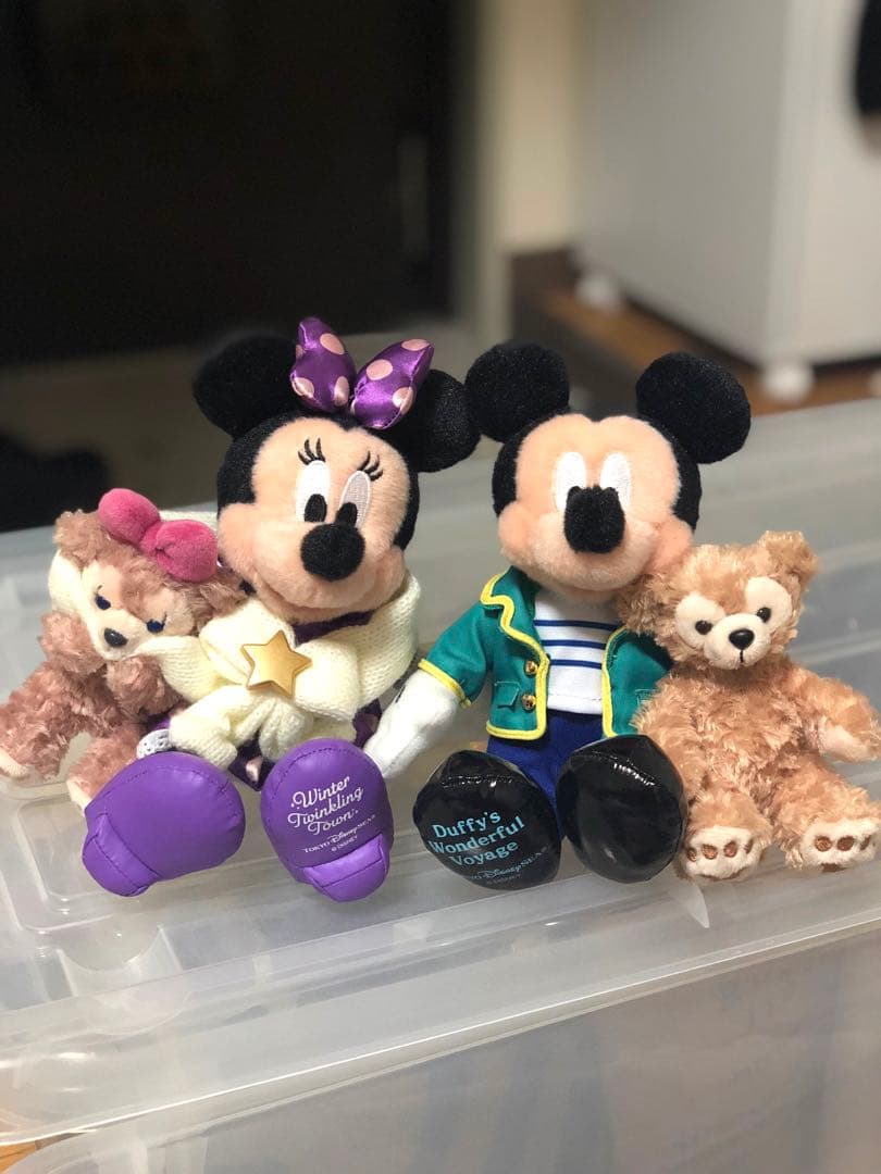 ミッキー&ダッフィー、ミニー&シェリーメイ ぬいぐるみバッジ