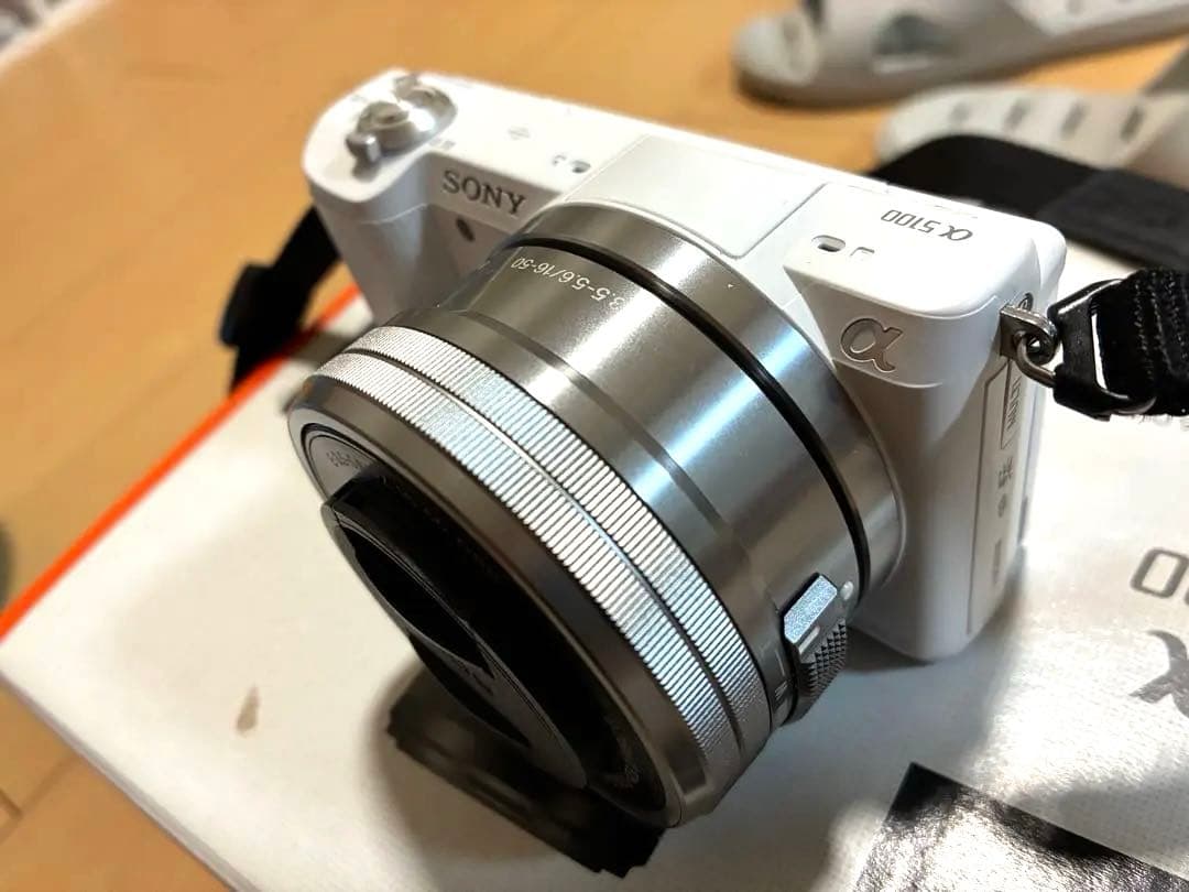 ★極上級★ほぼ新品★SONY a5100 シャッター回数1000回以下