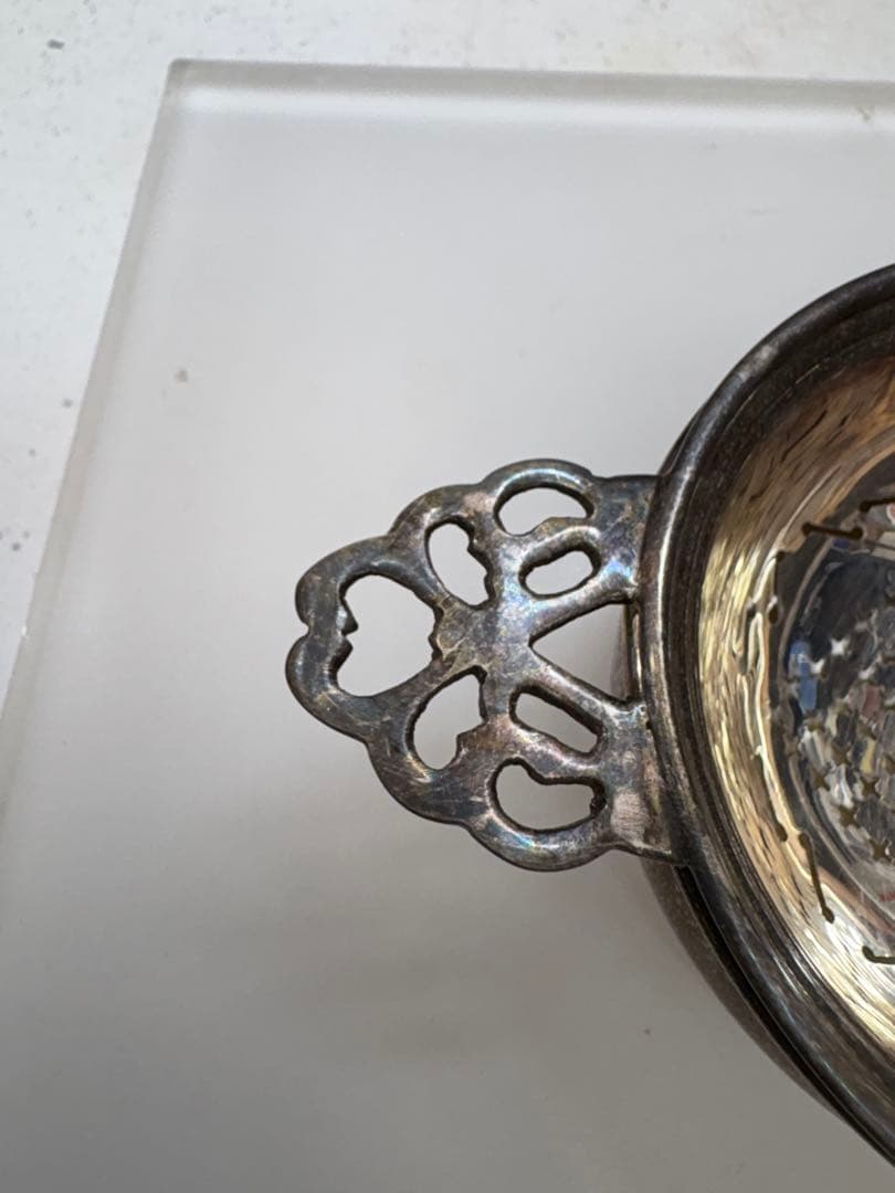 銀製ストレーナー 真珠母貝ハンドル・107g・中古品