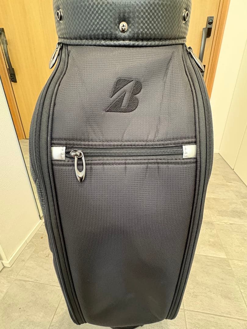 TOUR B ゴルフバッグ ブラック　フードあり