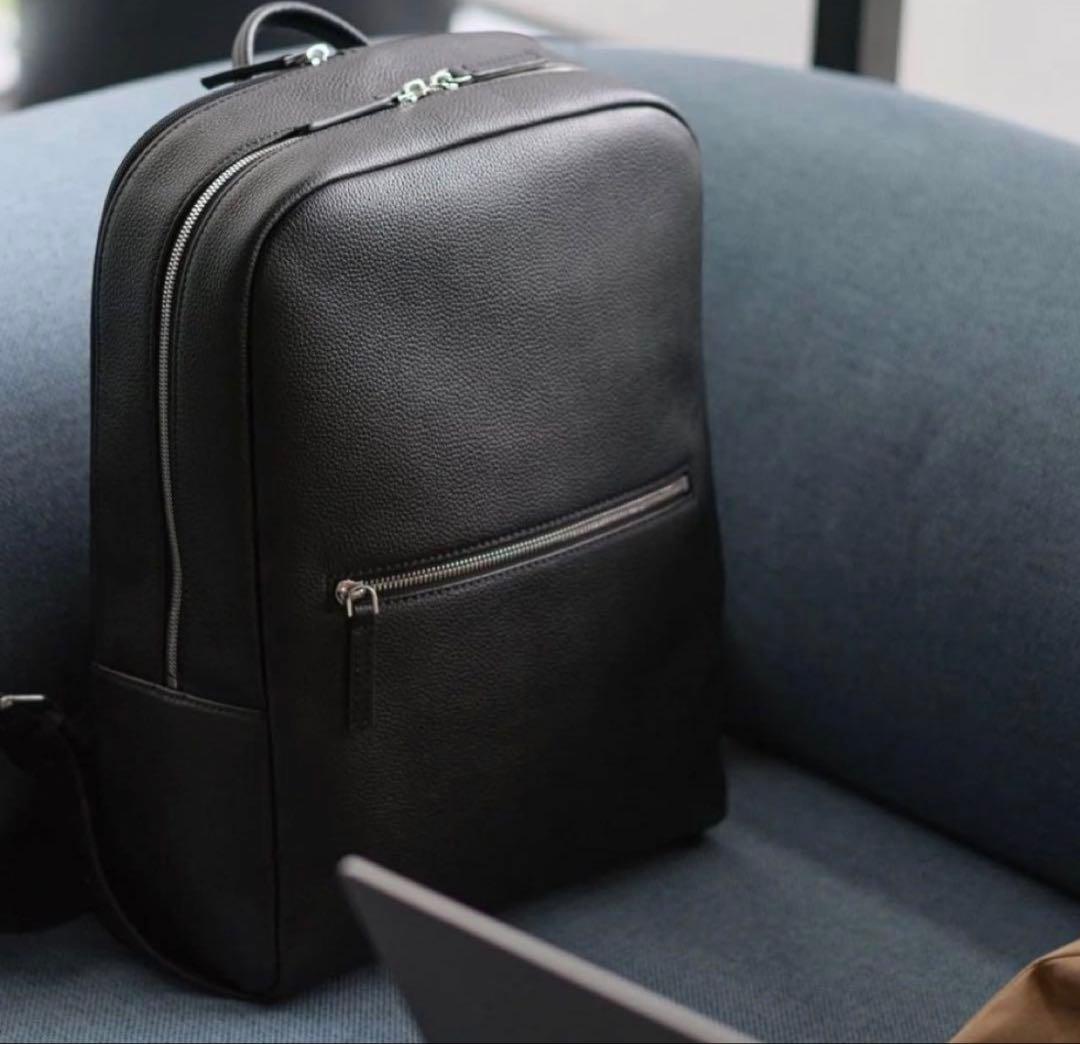 バッグ AUCENTIC Full Grain Leather Backpack