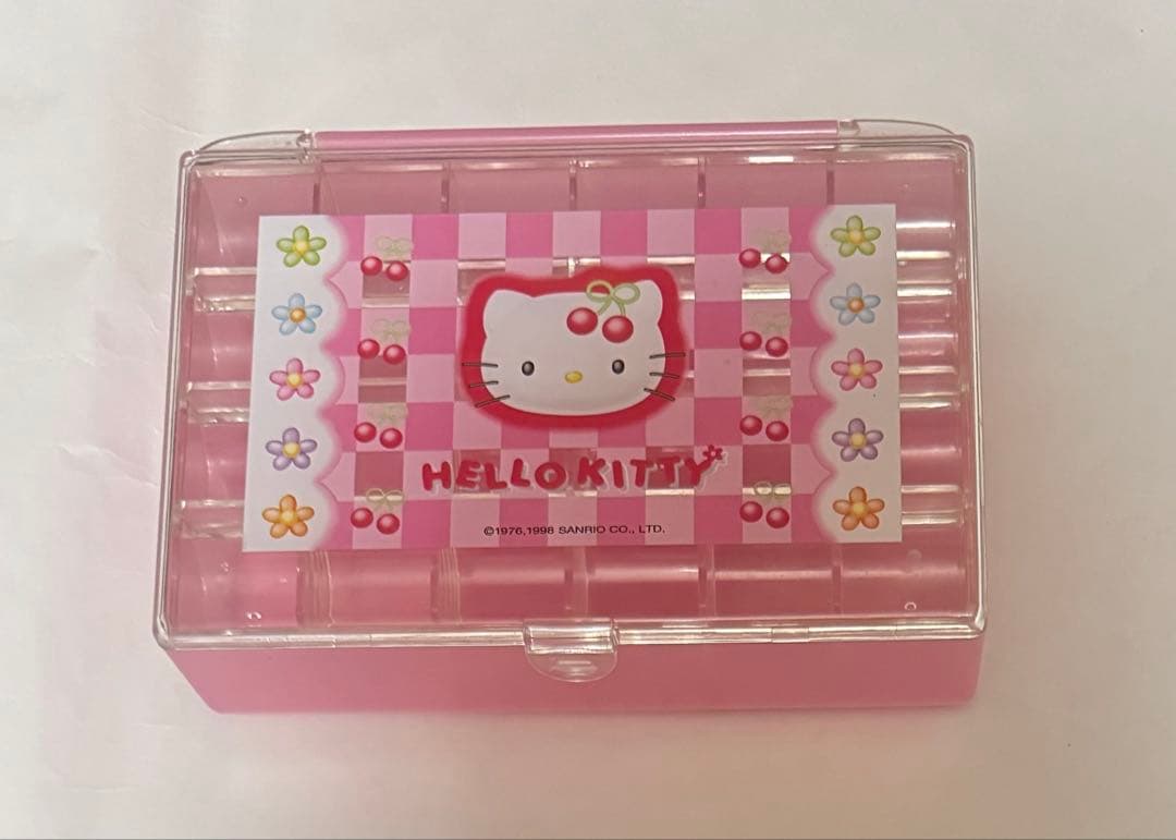 昭和レトロ　ハローキティ　アクセサリーケース