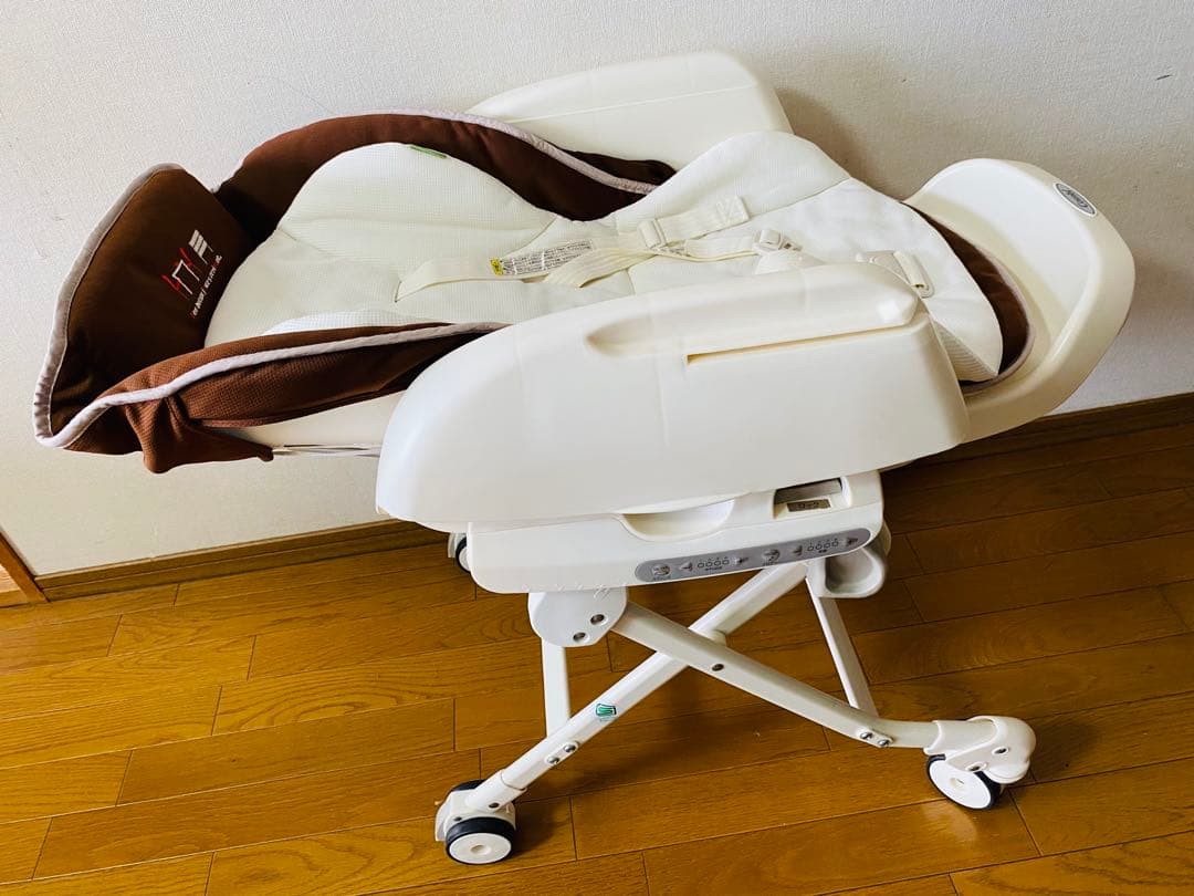 【動作OK◎付属品完備◎】COMBI コンビ ルシエスAT 電動 ハイローチェア