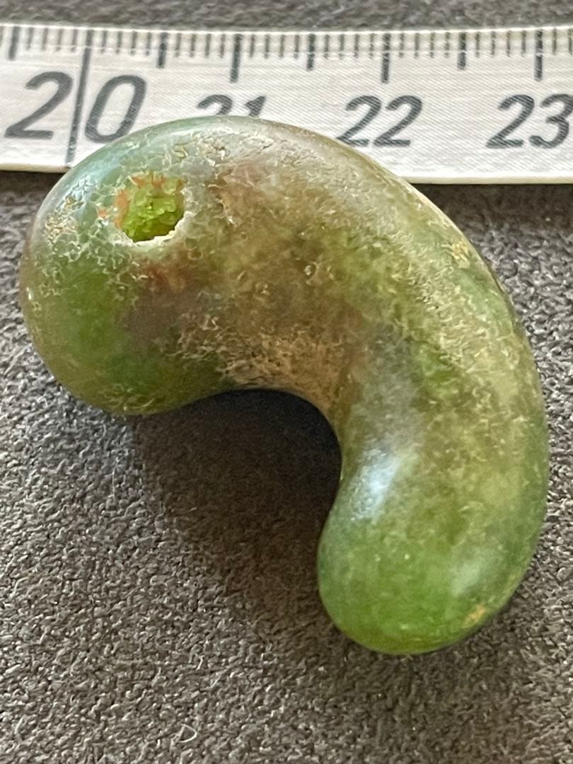 古墳時代翡翠勾玉アップルグリーン