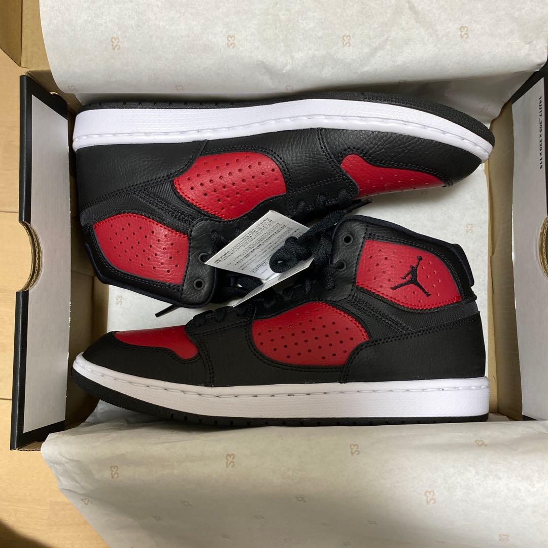 【新品未使用】タグ付きJordan Jumpman 赤黒 ジョーダン　ナイキ