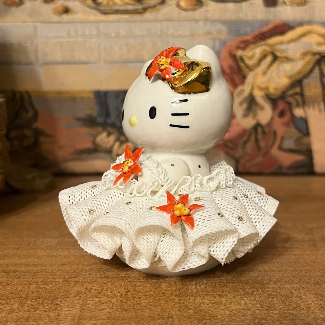 100体限定 ハローキティ アイリッシュドレスデン 陶器製 置物