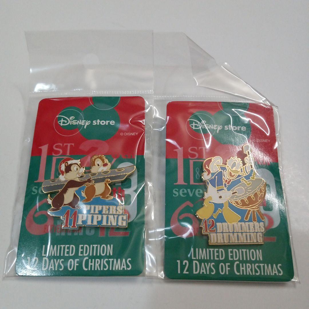 ディズニーストア　クリスマス　12日間　ミッキー　チップ　デール　他　ピンバッジ
