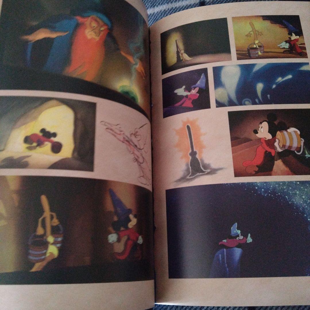 【 Disney FANTASIA 】映画パンフレット + 缶バッジ