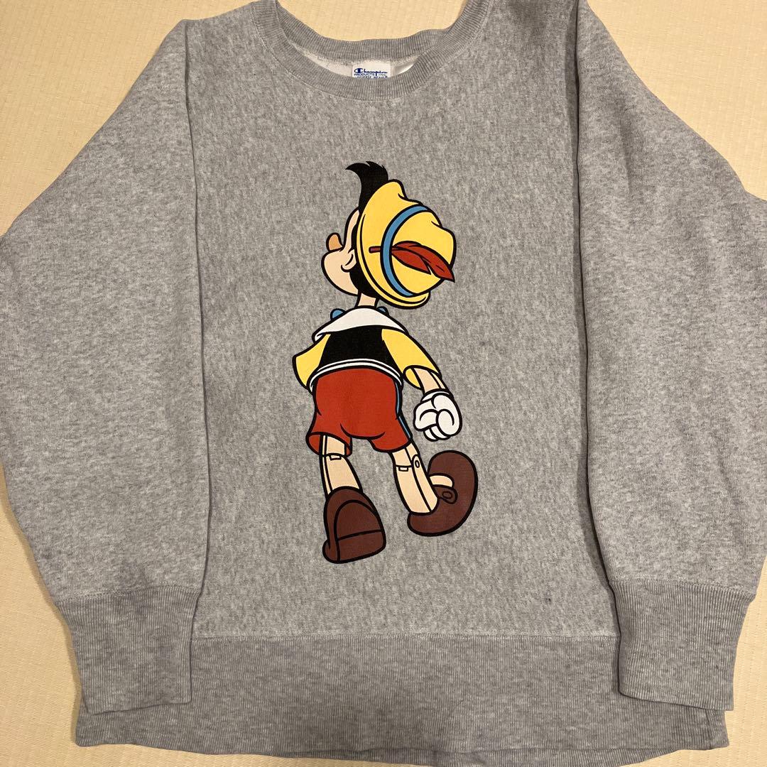 チャンピオン　リバースウィーブ ディズニー　キャラクターピノキオ　スウェット