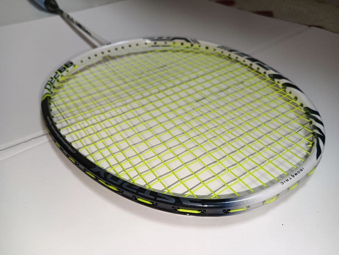 ラケット YONEX ASTROX 99 PRO 4ug5