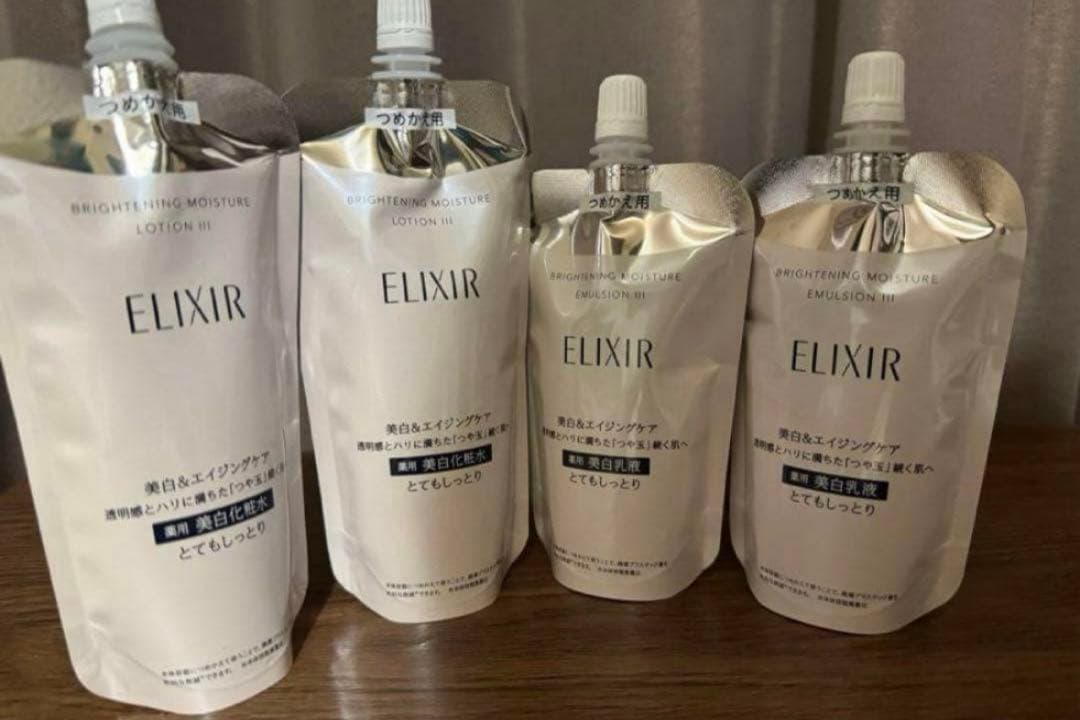 エリクシール ブライトニング ローション ＆ エマルジョン　詰め替え用2つずつ