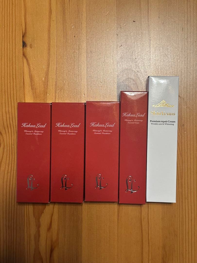 ハクアリード　ファンデーション　クリームセット