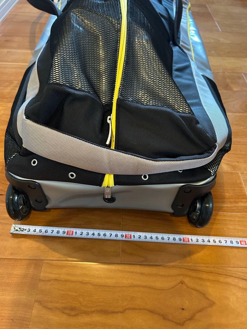 【純正・未使用】Ｍメルセデス・ベンツ スキー／スノーボードバッグ キャスター付き