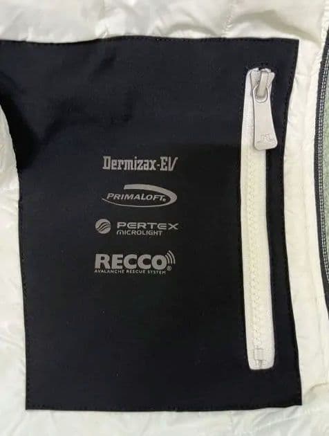 Jリンドバーグ　黒ネイビー フード付き スキーウェア上下　Lサイズ