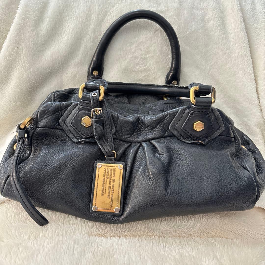 Marc by Marc Jacobs ブラックハンドバッグ