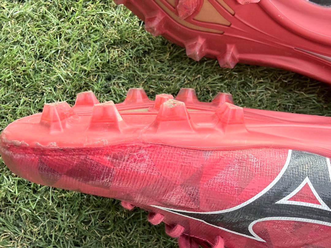 Mizuno Morelia アルファ　赤 サッカーシューズ