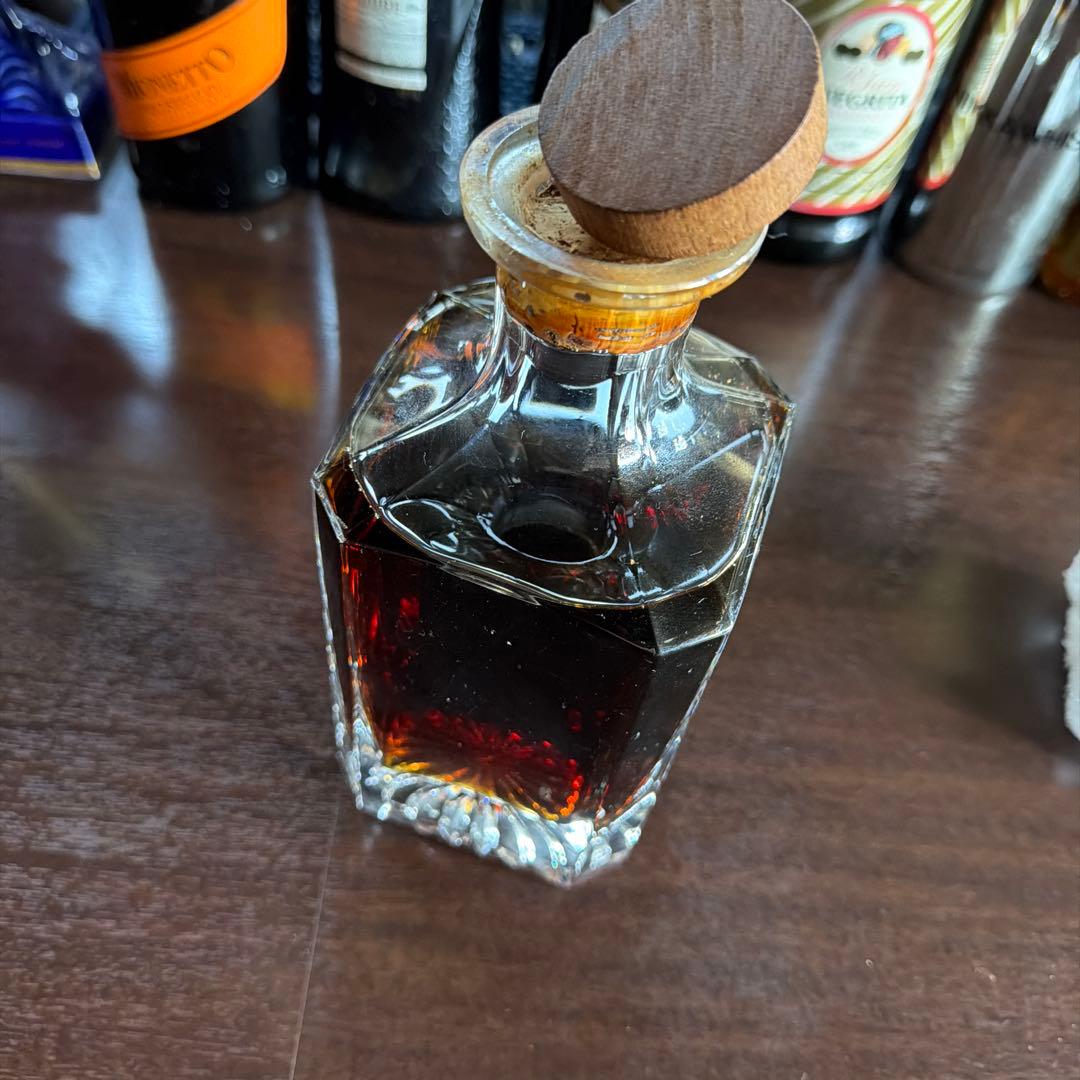 カットガラス デカンタ ブランデー用