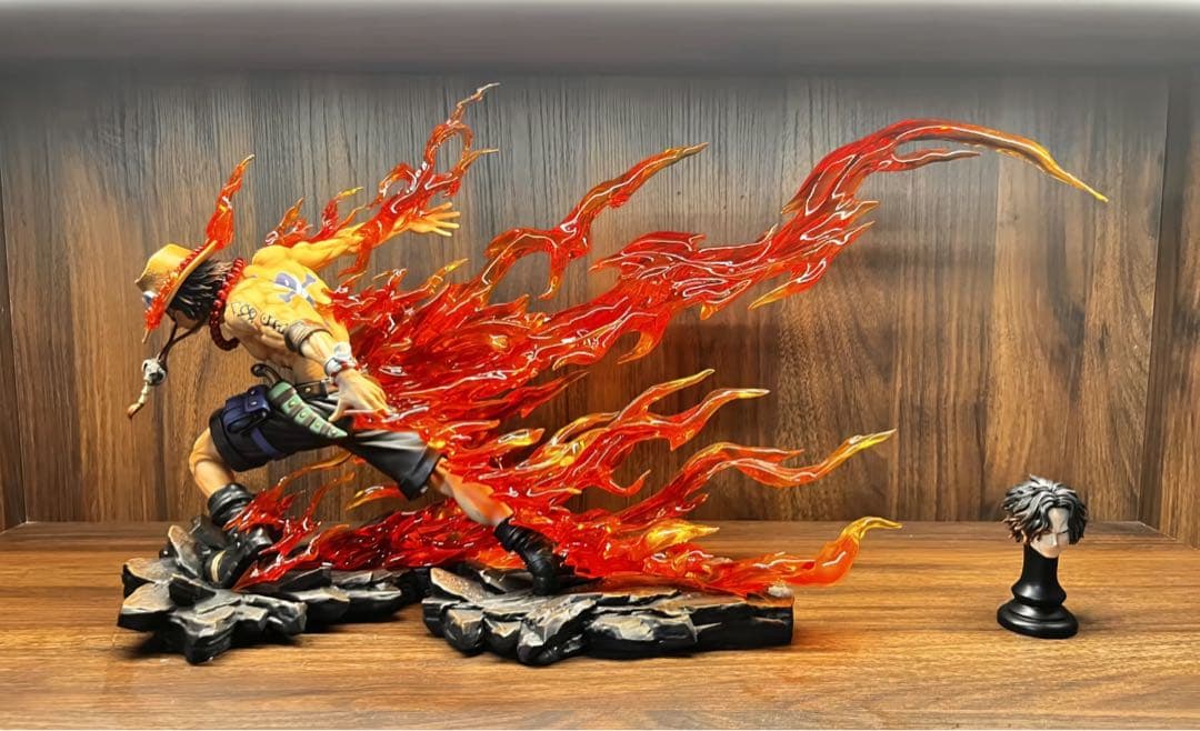 ワンピース　エース＆マルコ【ドリフト】ガレージキット フィギュア1/8