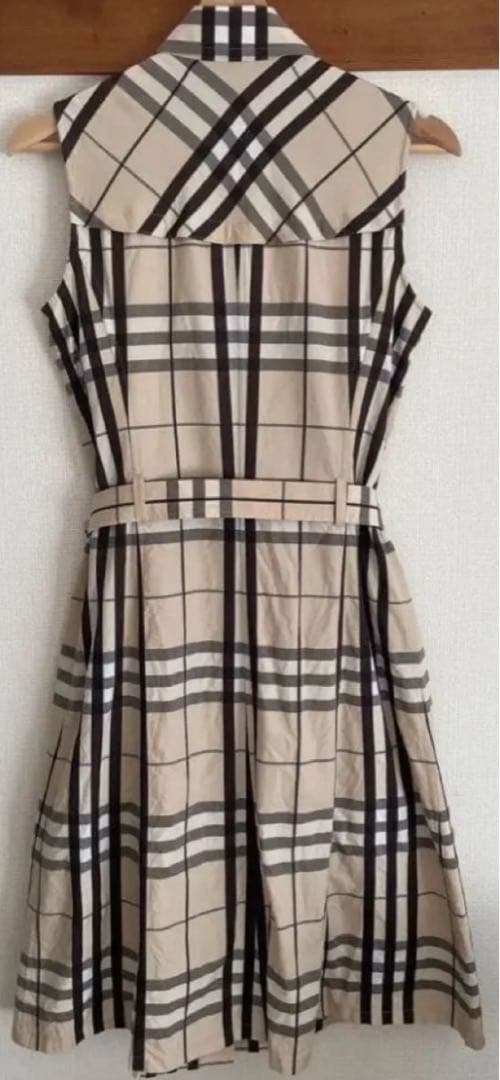 バーバリーロンドン ノースリーブシャツワンピース　ベルト付き　40 ベージュ